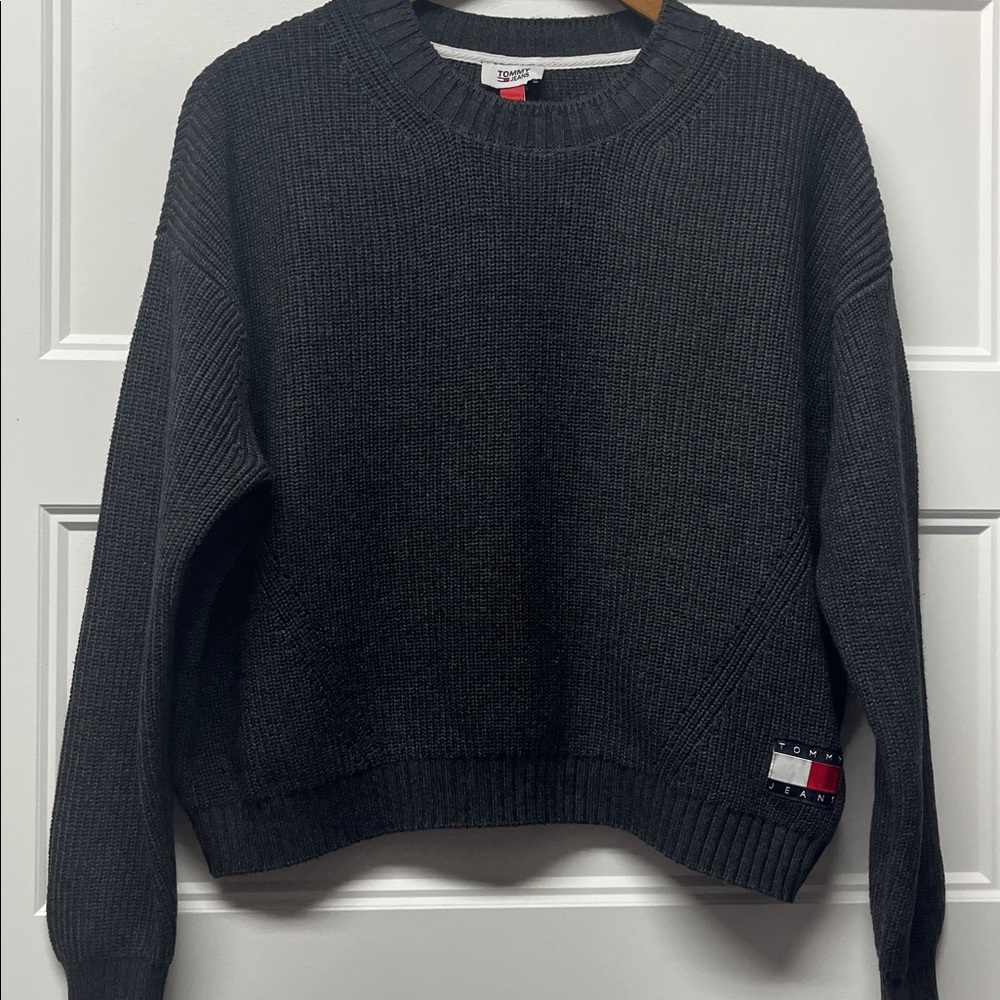 Tommy Hilfiger Sweater - Picture 11 of 16
